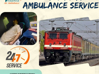 vedanta-guidance-helps-ease-your-load-of-transit-in-varanasi-in-a-train-ambulance