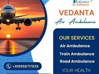 book-top-class-vedanta-air-ambulance-service-in-gwalior-with-medical-tools