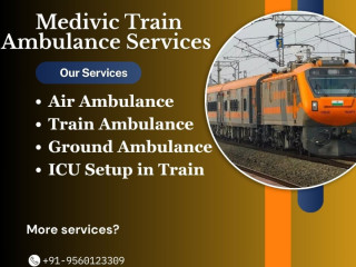 reliable-train-ambulance-by-medivic-provides-pleasant-transportation-with-a-crew-in-kolkata
